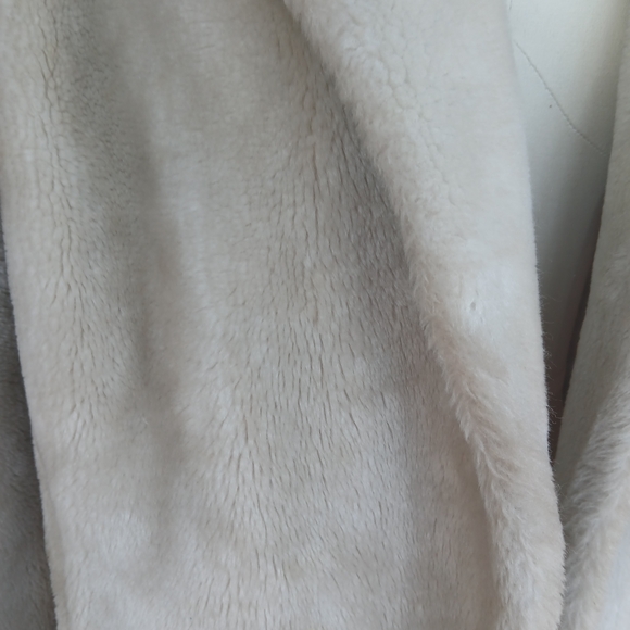 BORGANA Deluxe Elegant Cream Faux Fur Coat 50s 60s Union Tags - Picture 2 of 11